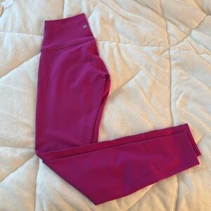 Never worn, pink LuluLemon Wunder leggings (size 6)